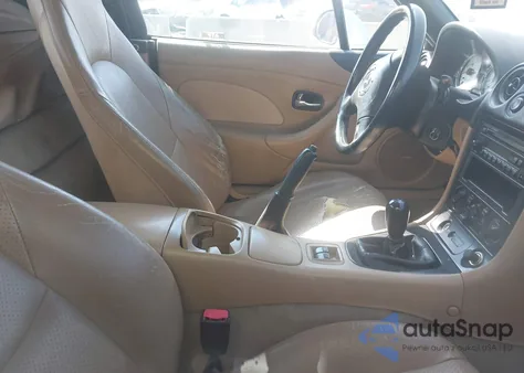 2001 Mazda Mx-5 Miata Ls/Special Edition z USA, uszkodzony, nr VIN JM1NB353410206010